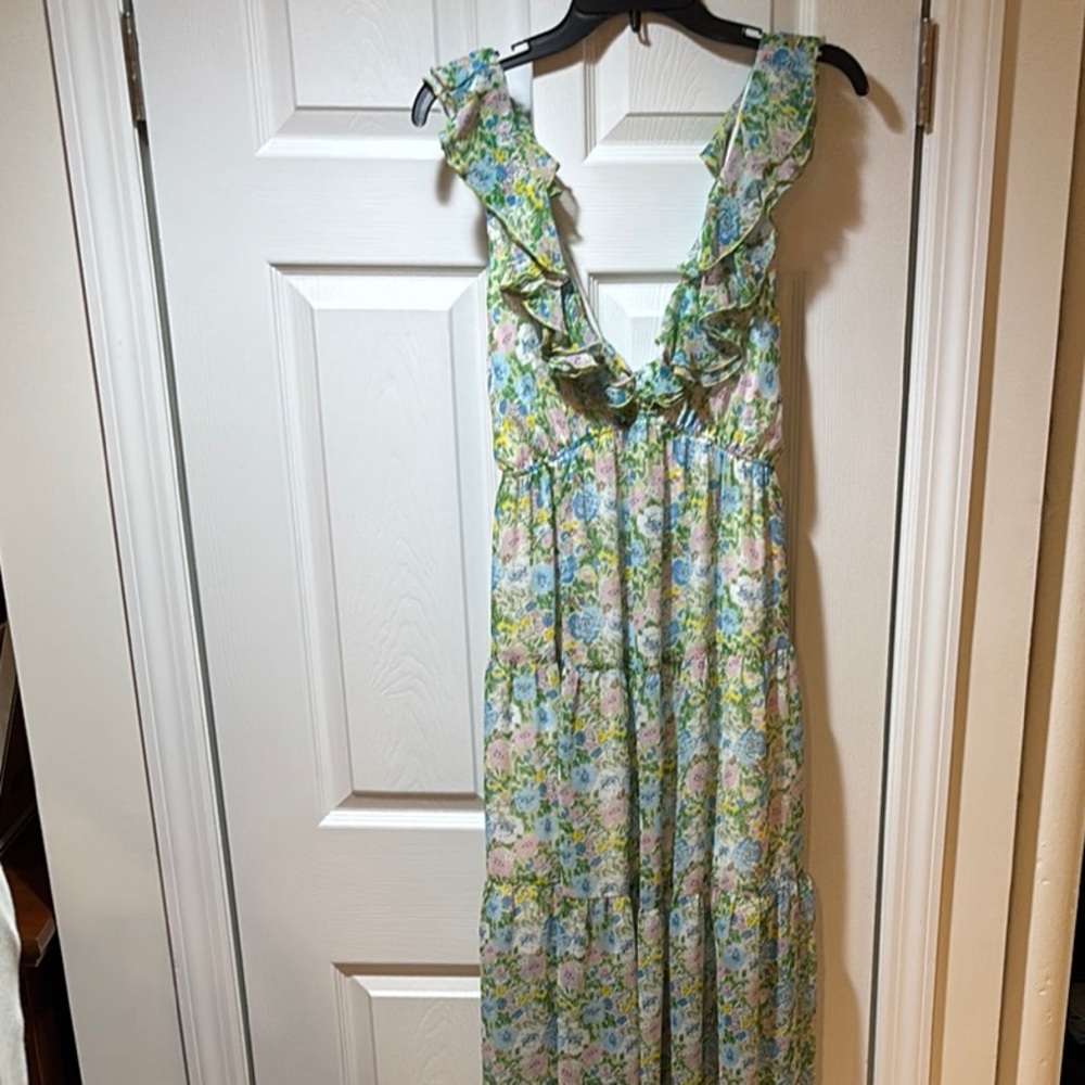 Floral Backless Maxi Dress